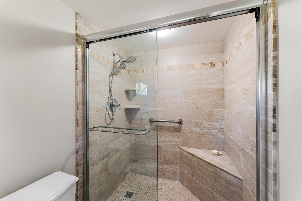 2905 Fairway Drive N