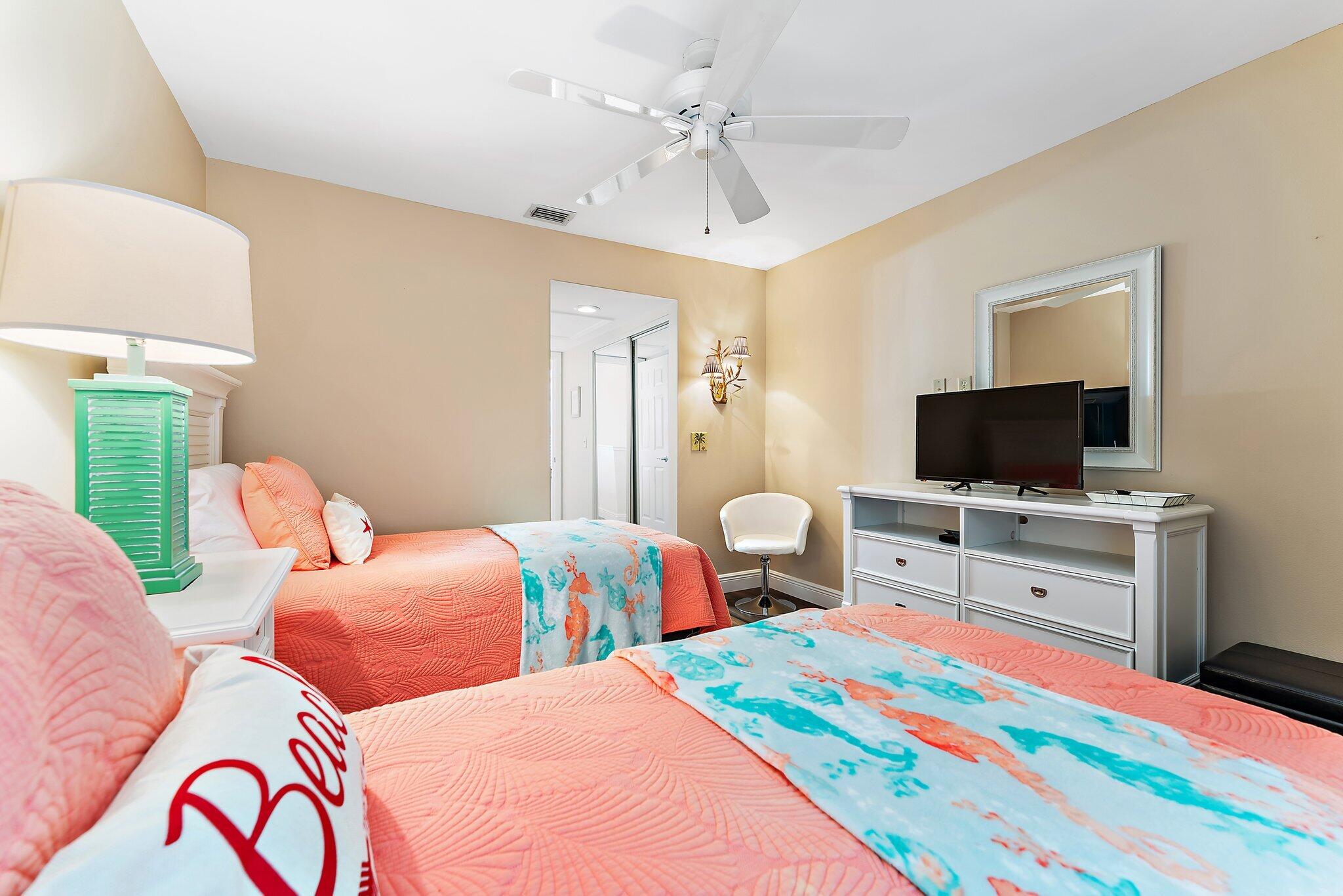 2905 Fairway Drive N