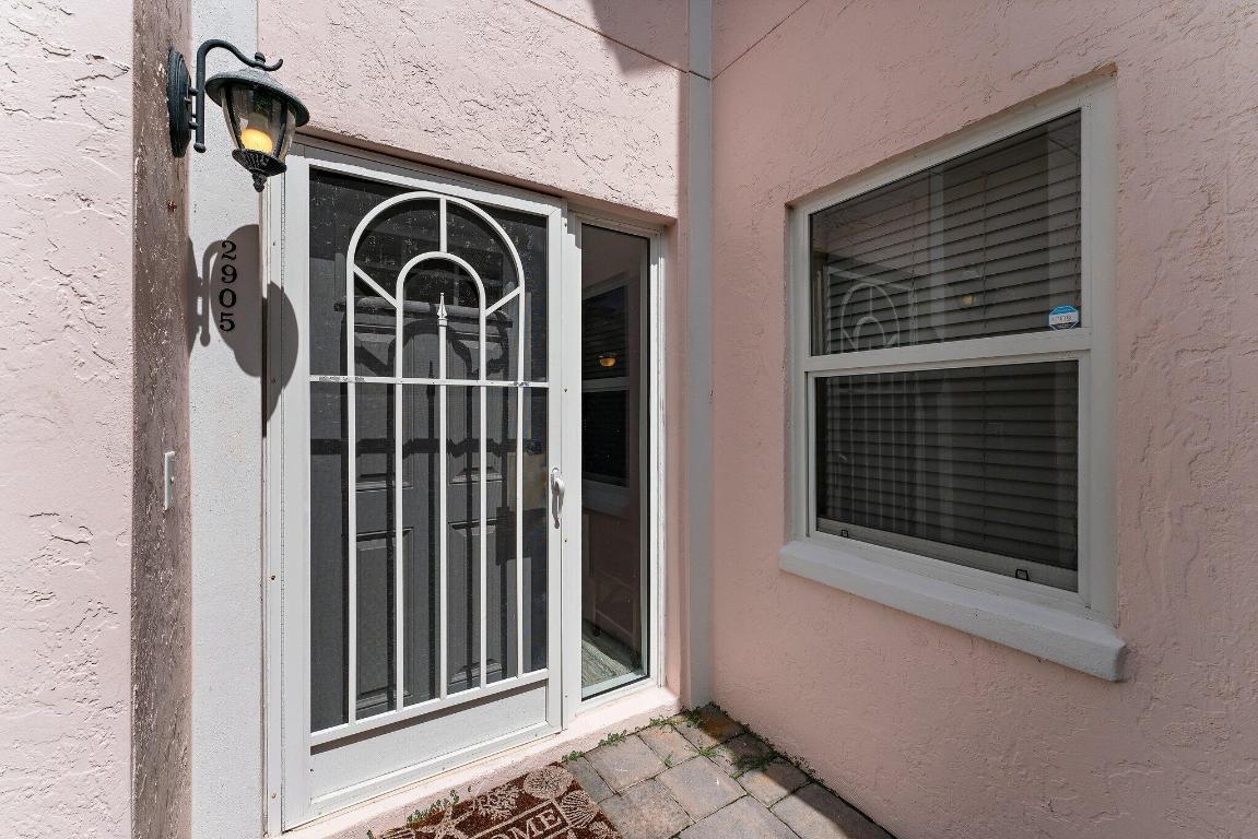 2905 Fairway Drive N