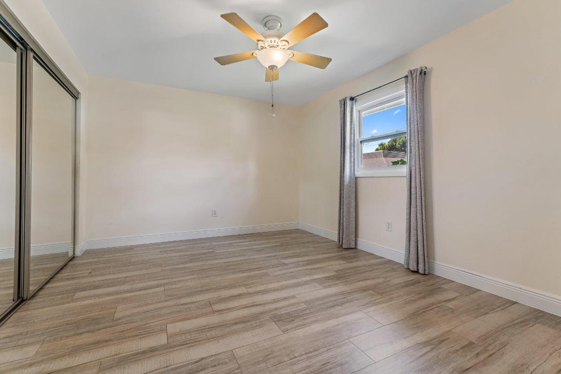 324 SW Indian Groves Drive