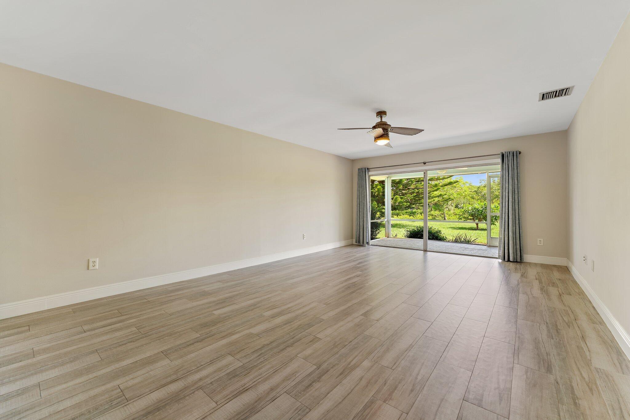 324 SW Indian Groves Drive