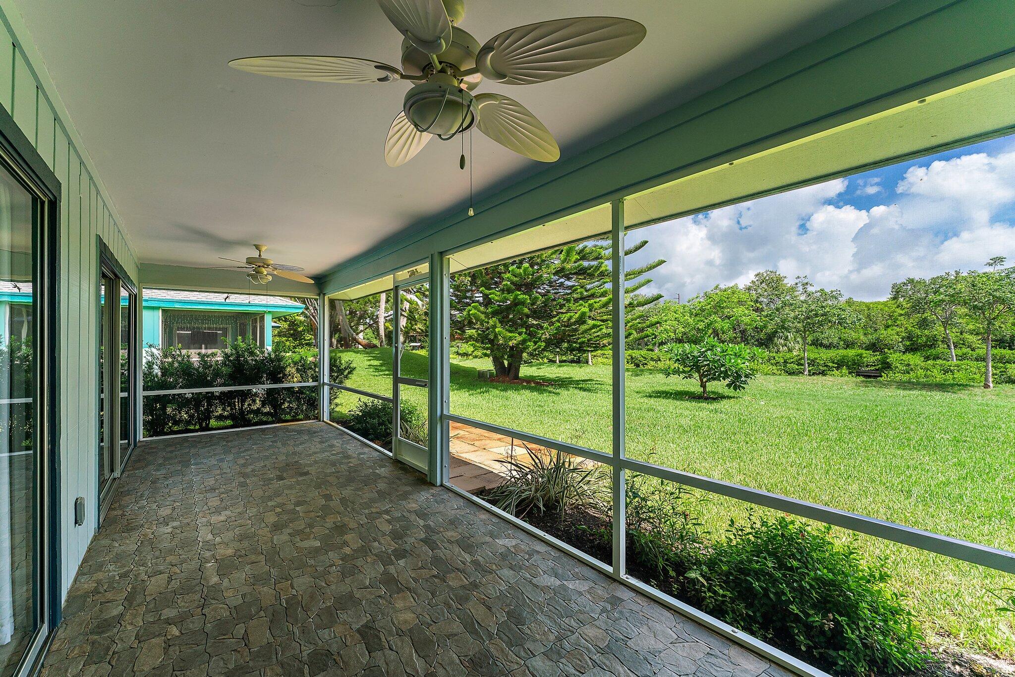 324 SW Indian Groves Drive