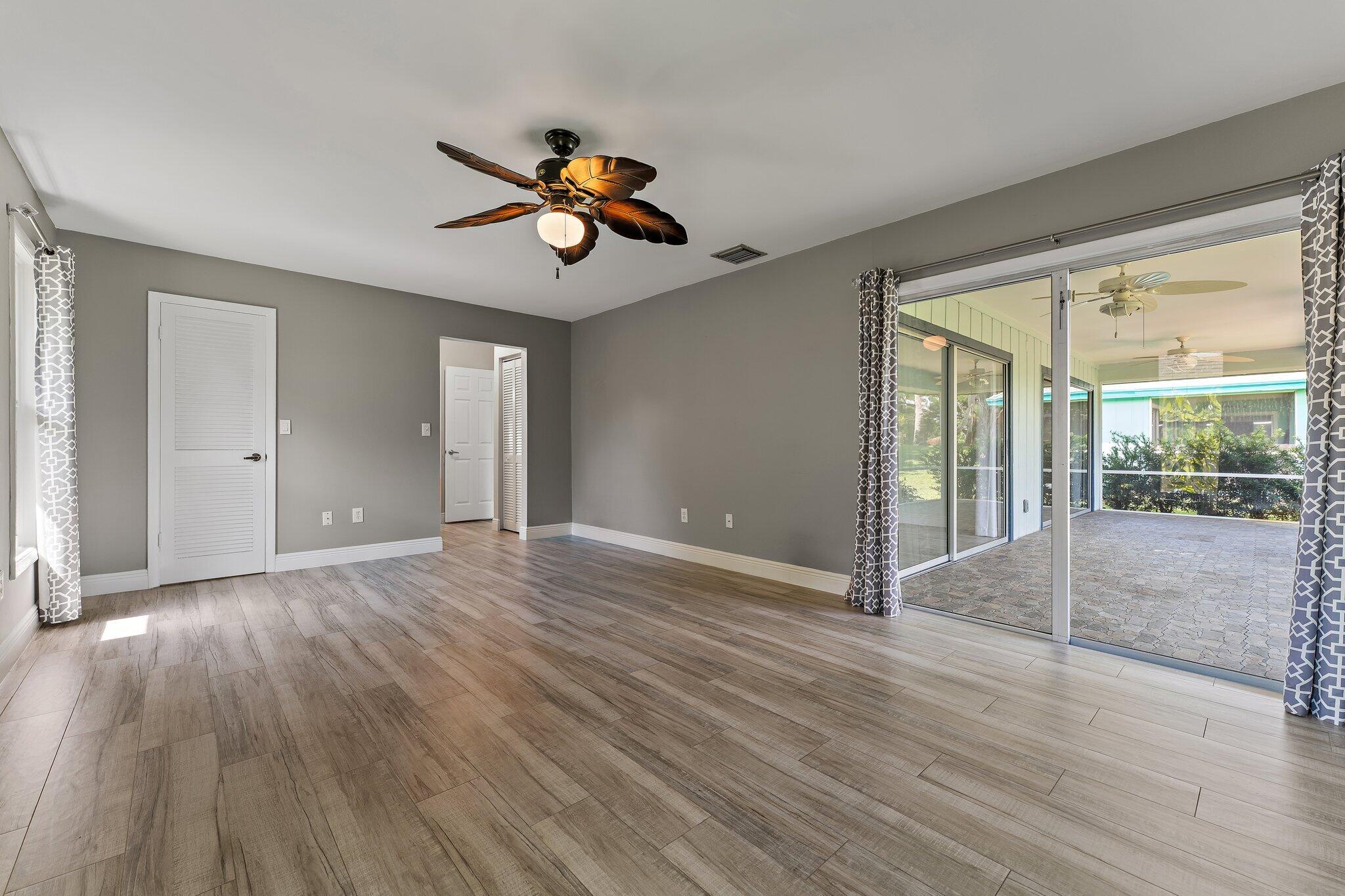 324 SW Indian Groves Drive