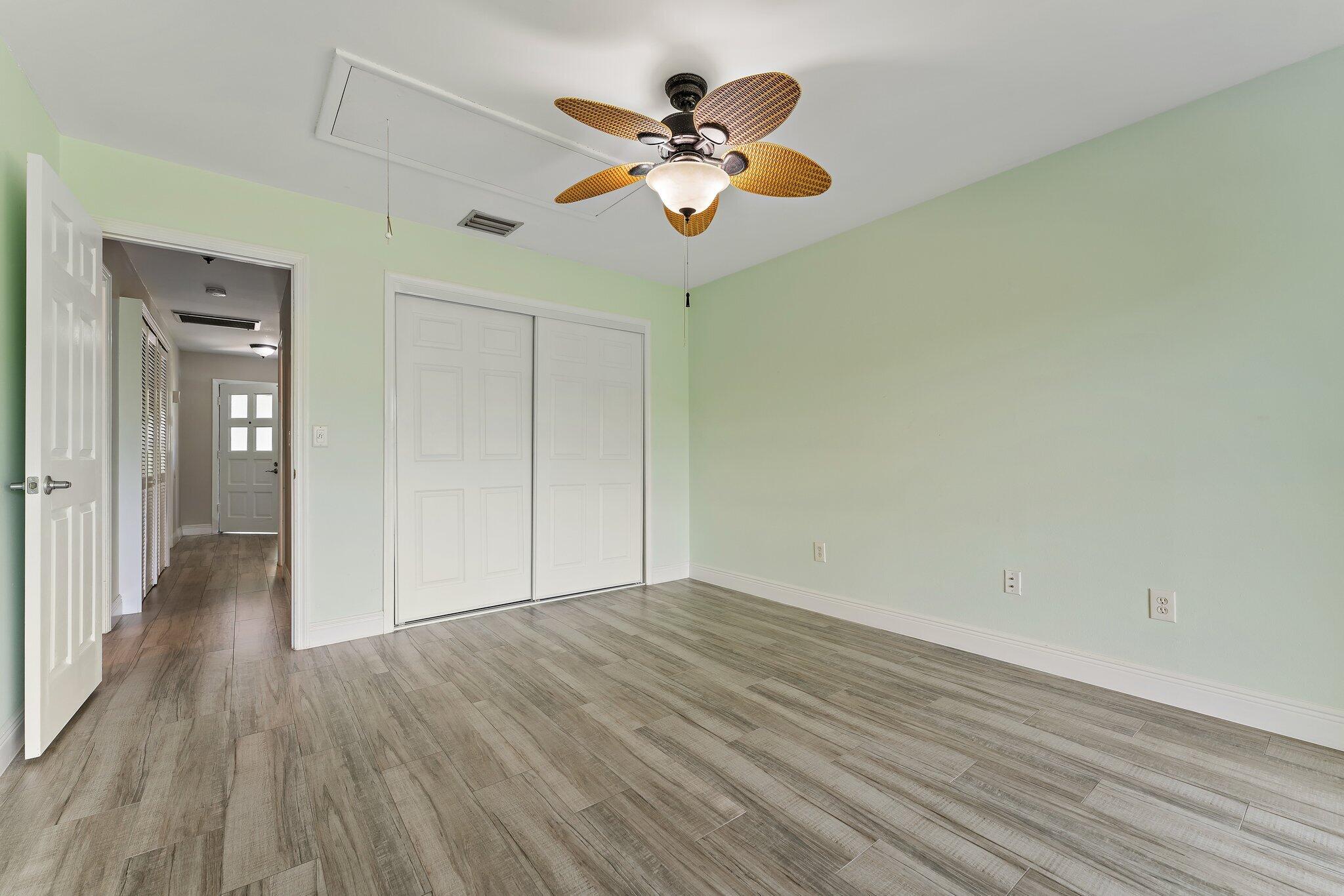 324 SW Indian Groves Drive