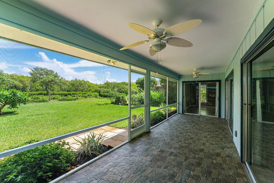 324 SW Indian Groves Drive