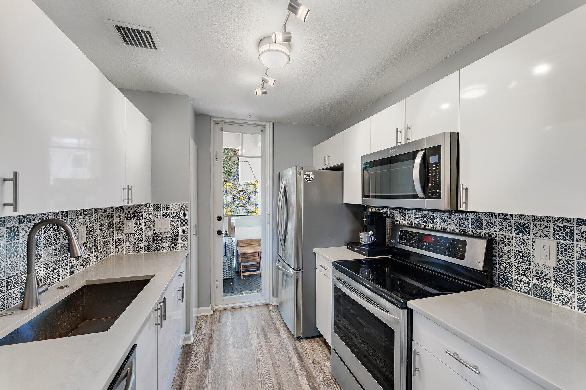 4736 Chancellor Drive 22