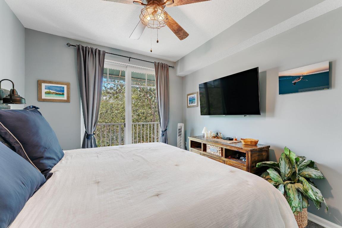 4736 Chancellor Drive 22