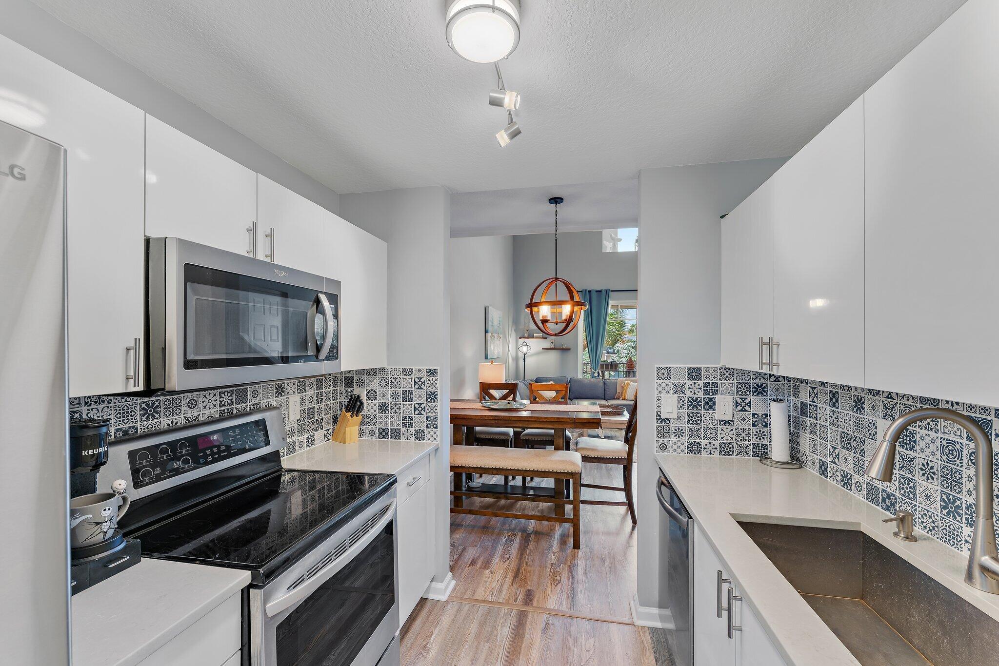 4736 Chancellor Drive 22