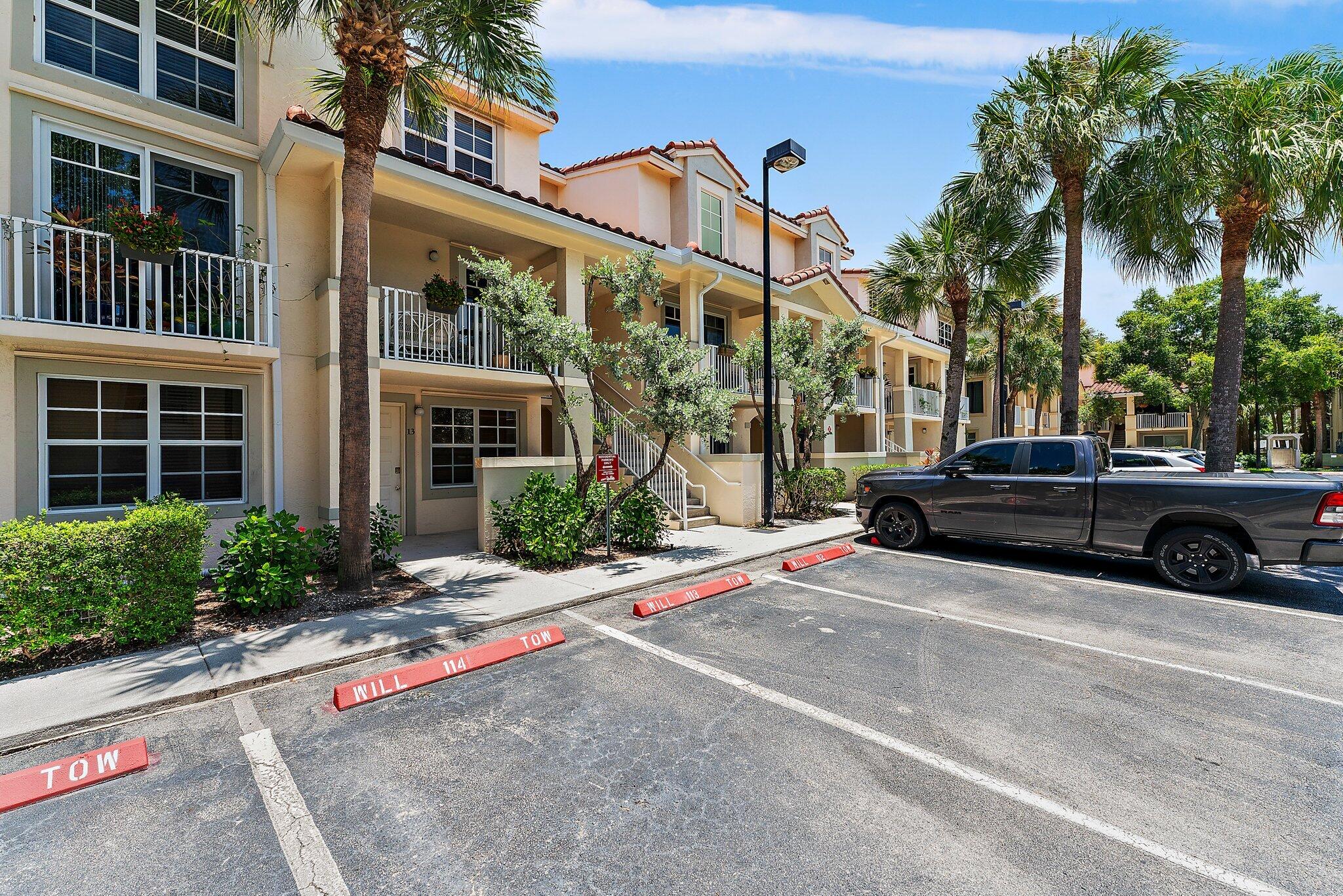 4736 Chancellor Drive 22