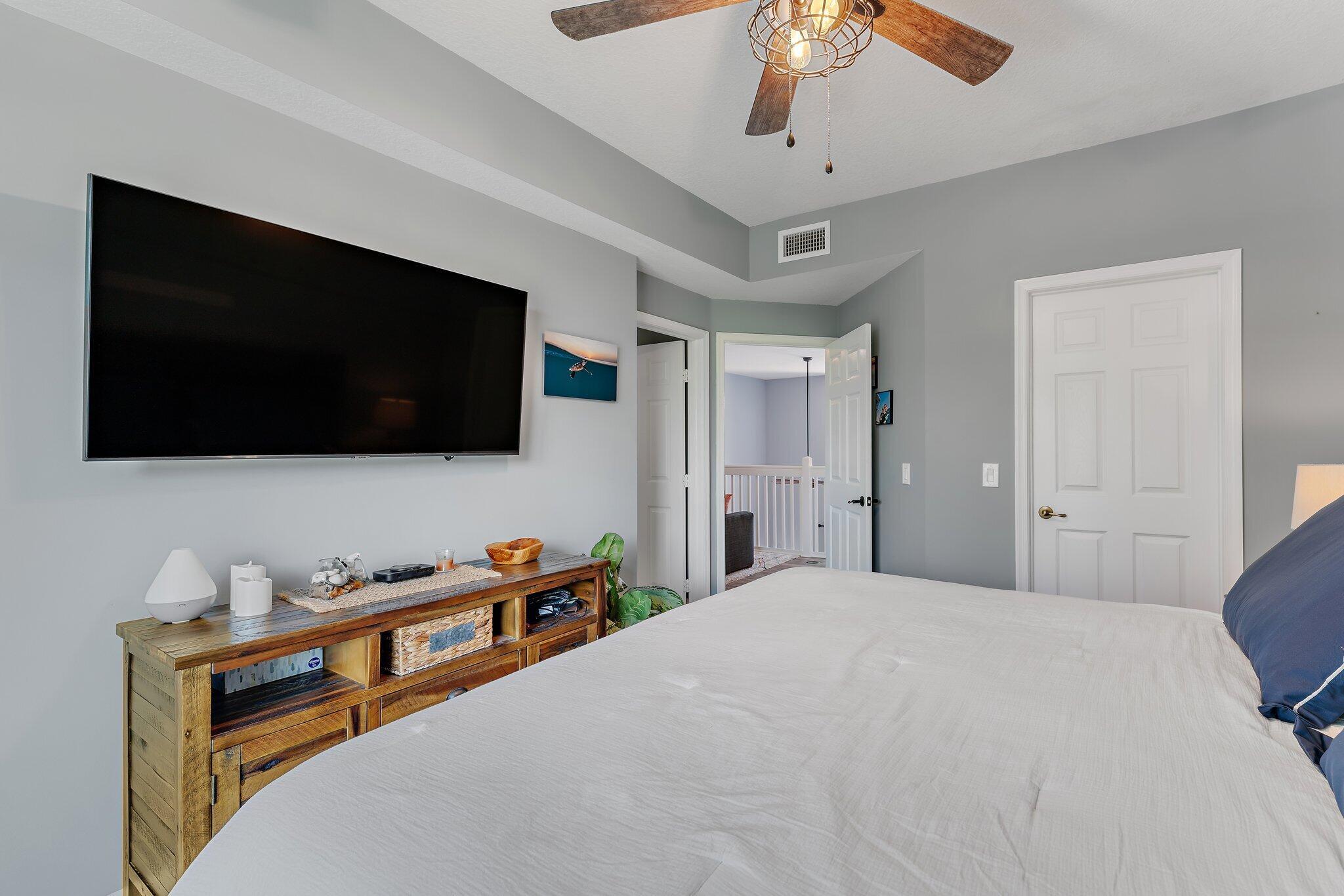 4736 Chancellor Drive 22