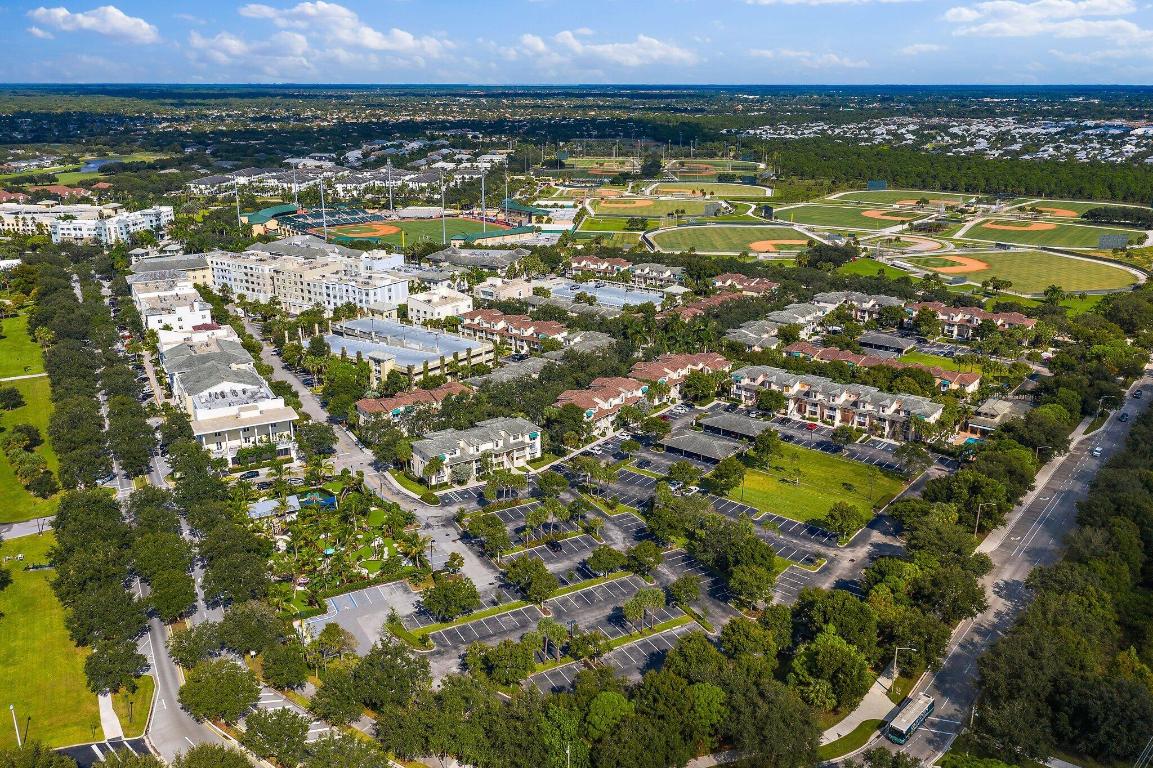 4736 Chancellor Drive 22