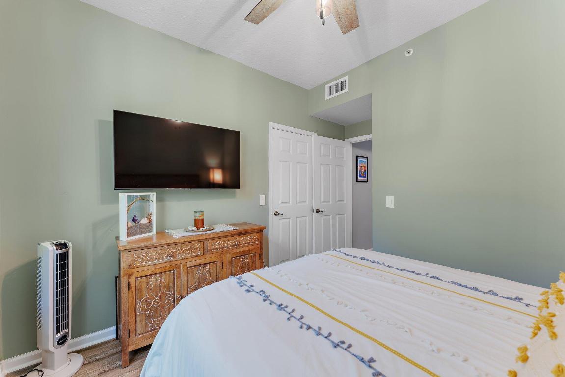 4736 Chancellor Drive 22