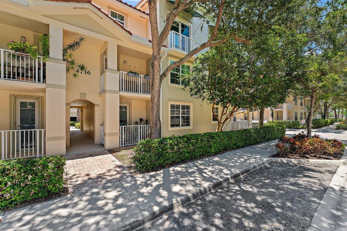 4736 Chancellor Drive 22