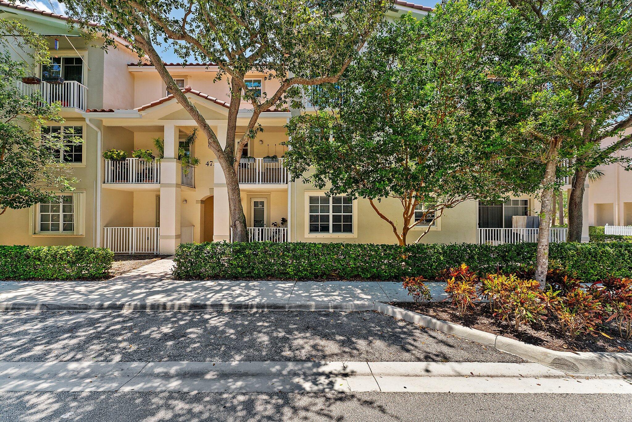 4736 Chancellor Drive 22