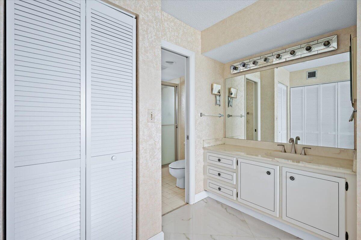 200 Ocean Trail Way 807