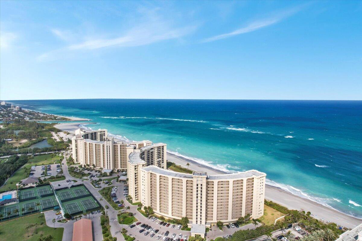 200 Ocean Trail Way 807