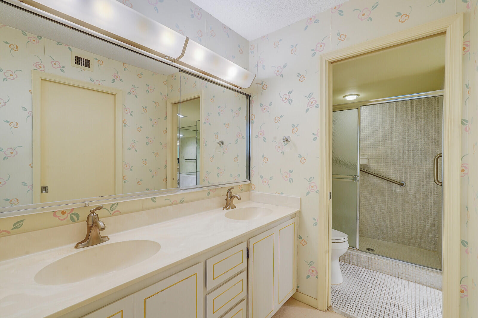 5380 N Ocean Drive 6e