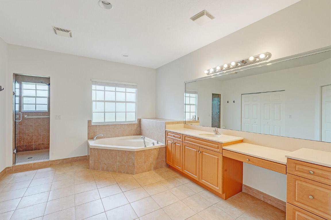 16383 73rd Ter Terrace N