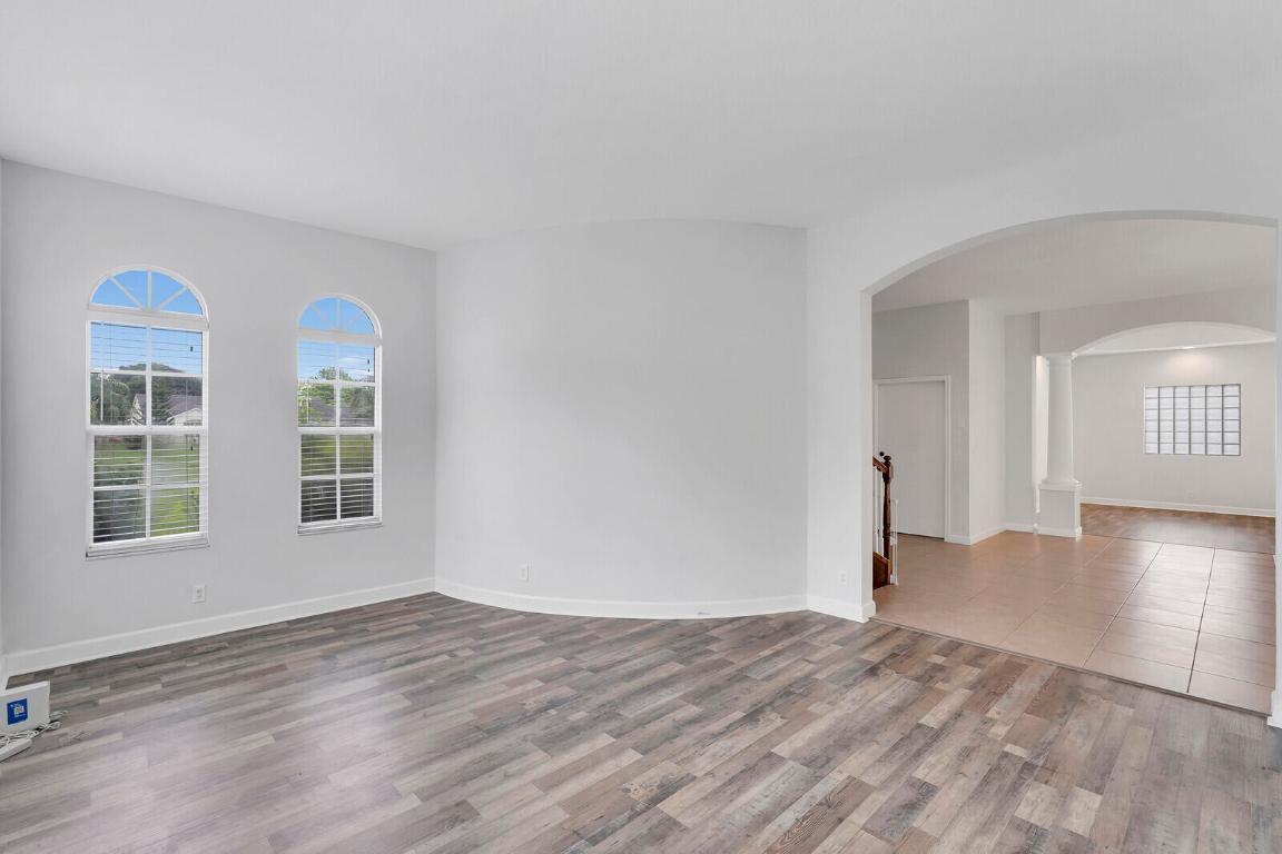 16383 73rd Ter Terrace N