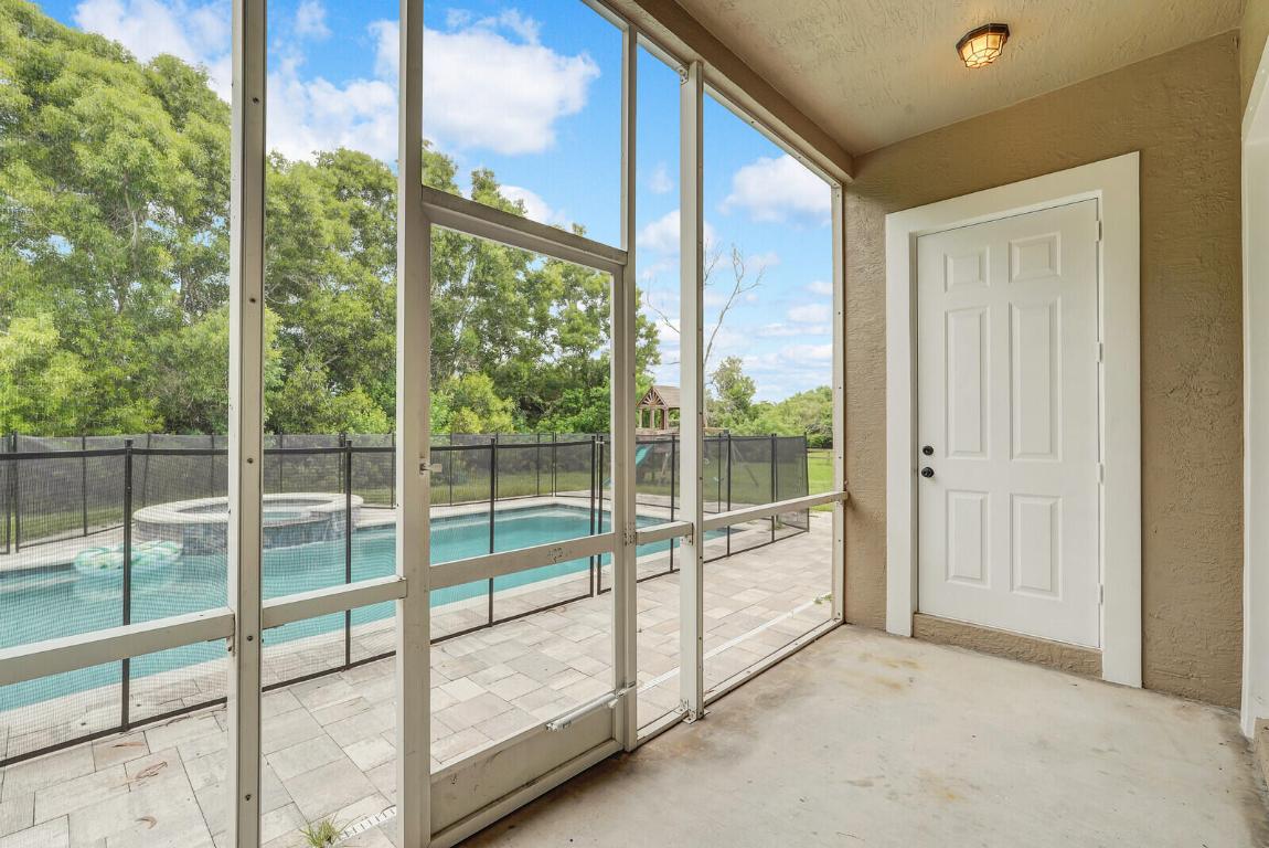 16383 73rd Ter Terrace N