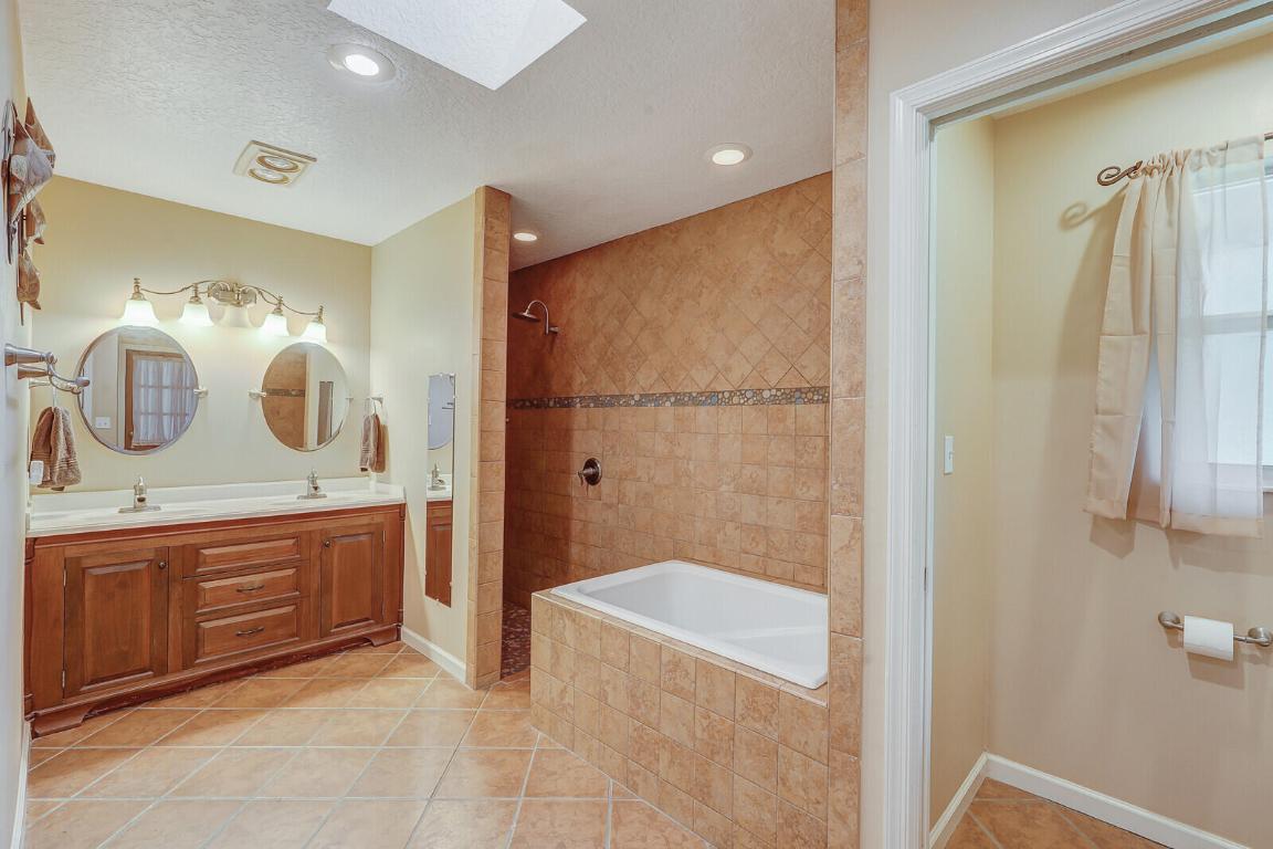 12248 150th Court N North