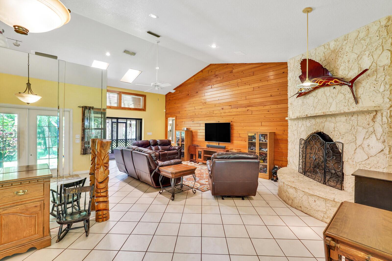 12248 150th Court N North