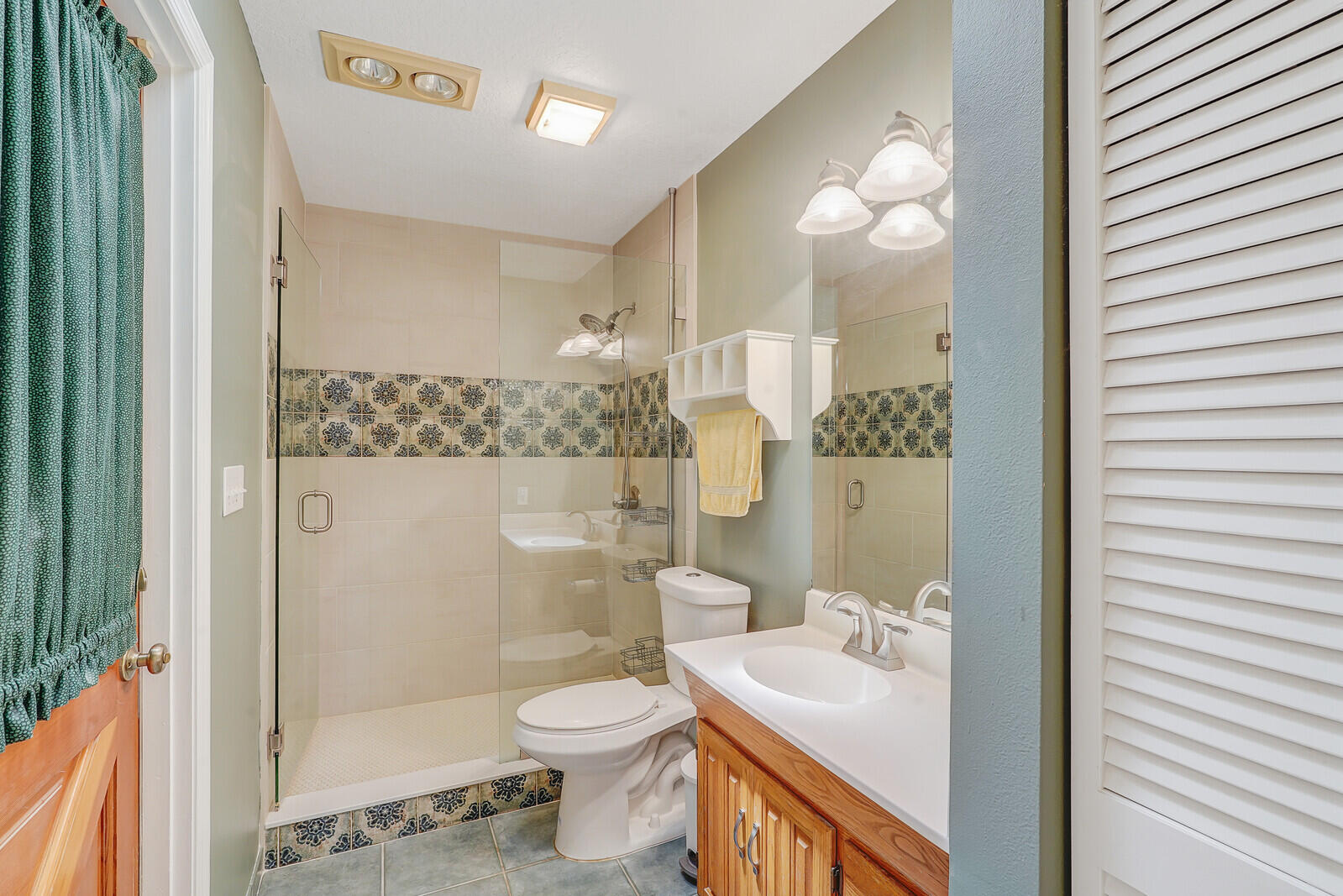 12248 150th Court N North