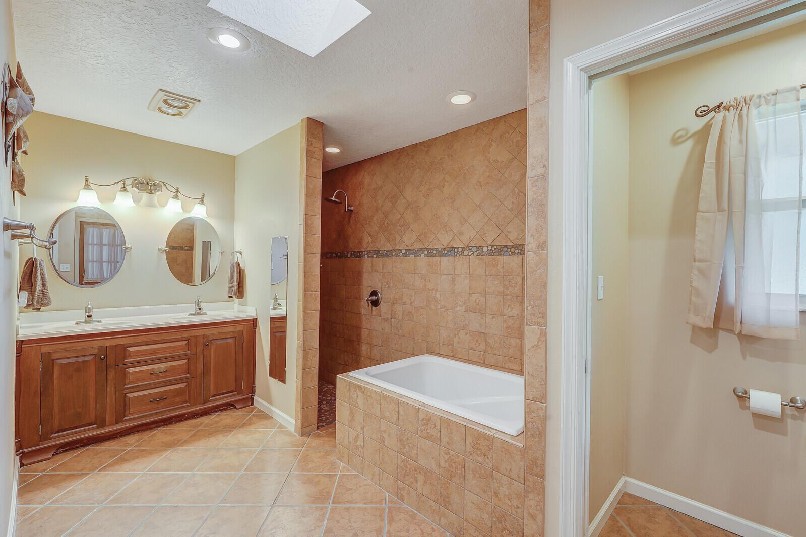 12248 150th Court N North