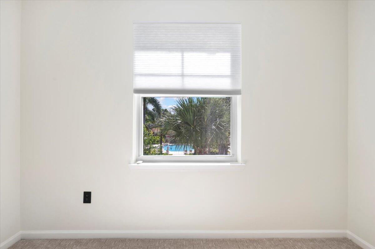 156 Aragon Way 105