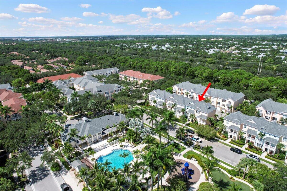 156 Aragon Way 105