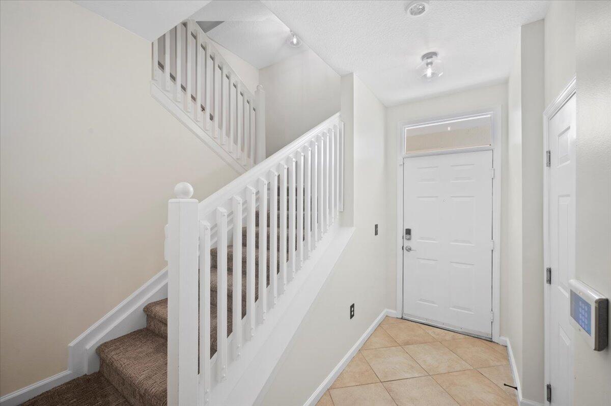 156 Aragon Way 105