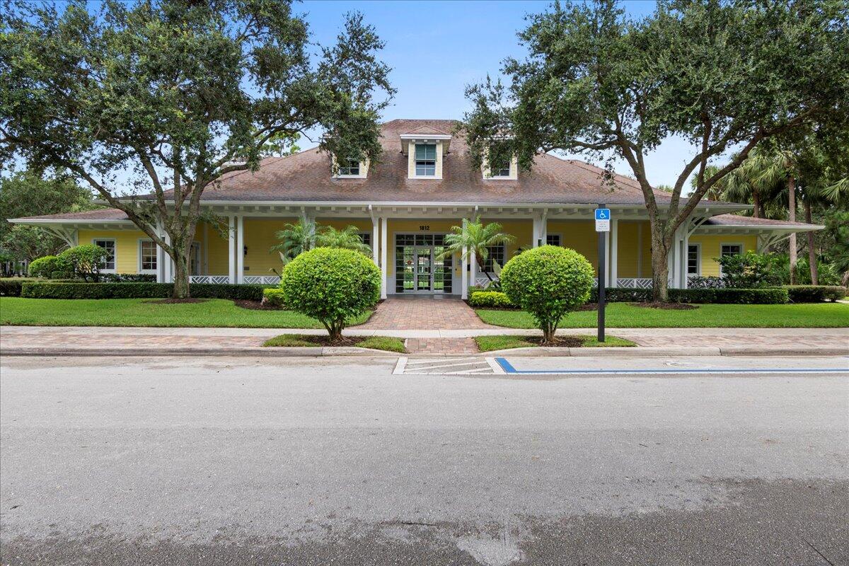 3073 E Community Drive