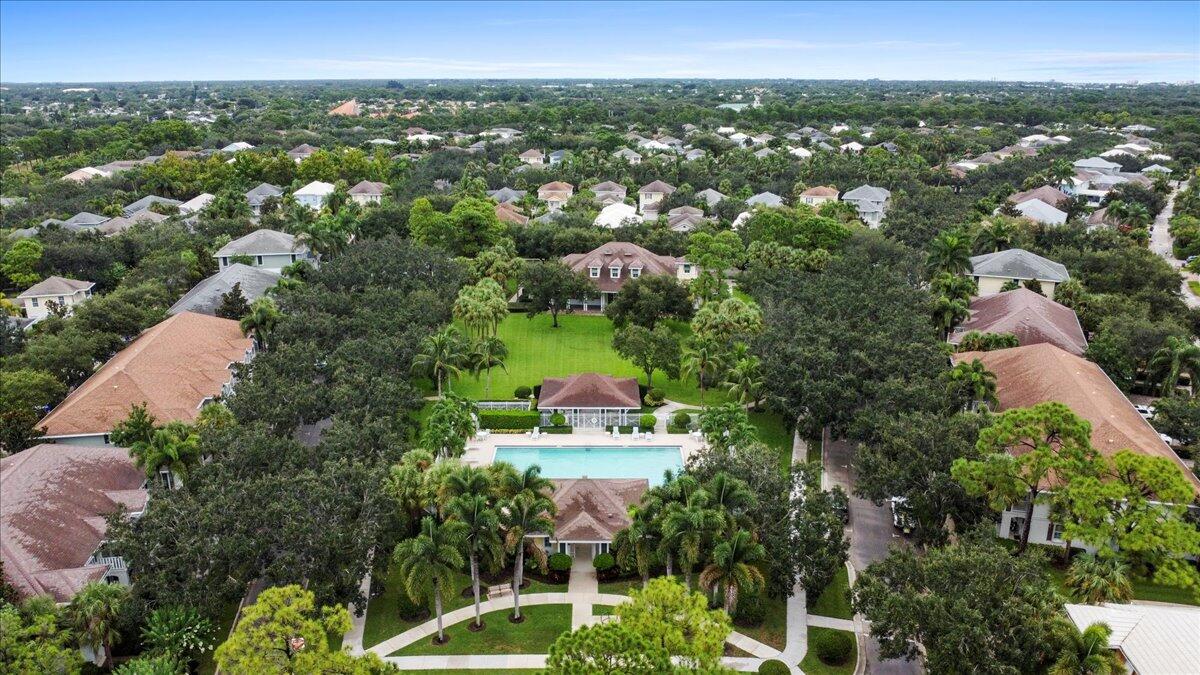 3073 E Community Drive