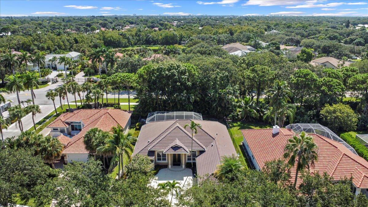 6989 Cypress Cove Circle