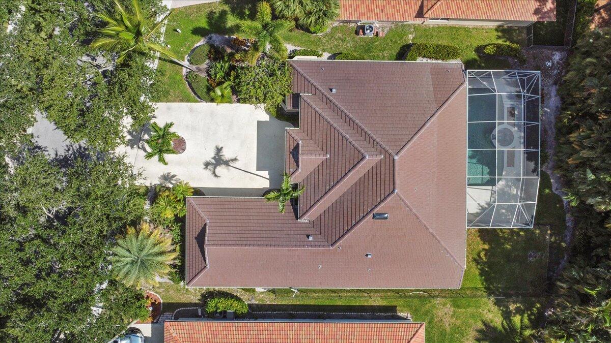 6989 Cypress Cove Circle