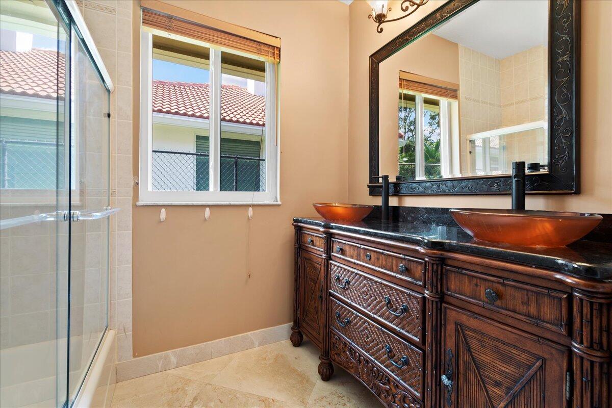 6989 Cypress Cove Circle