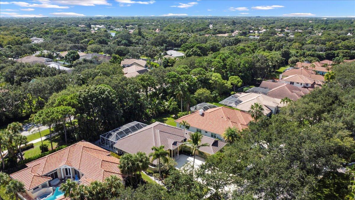 6989 Cypress Cove Circle