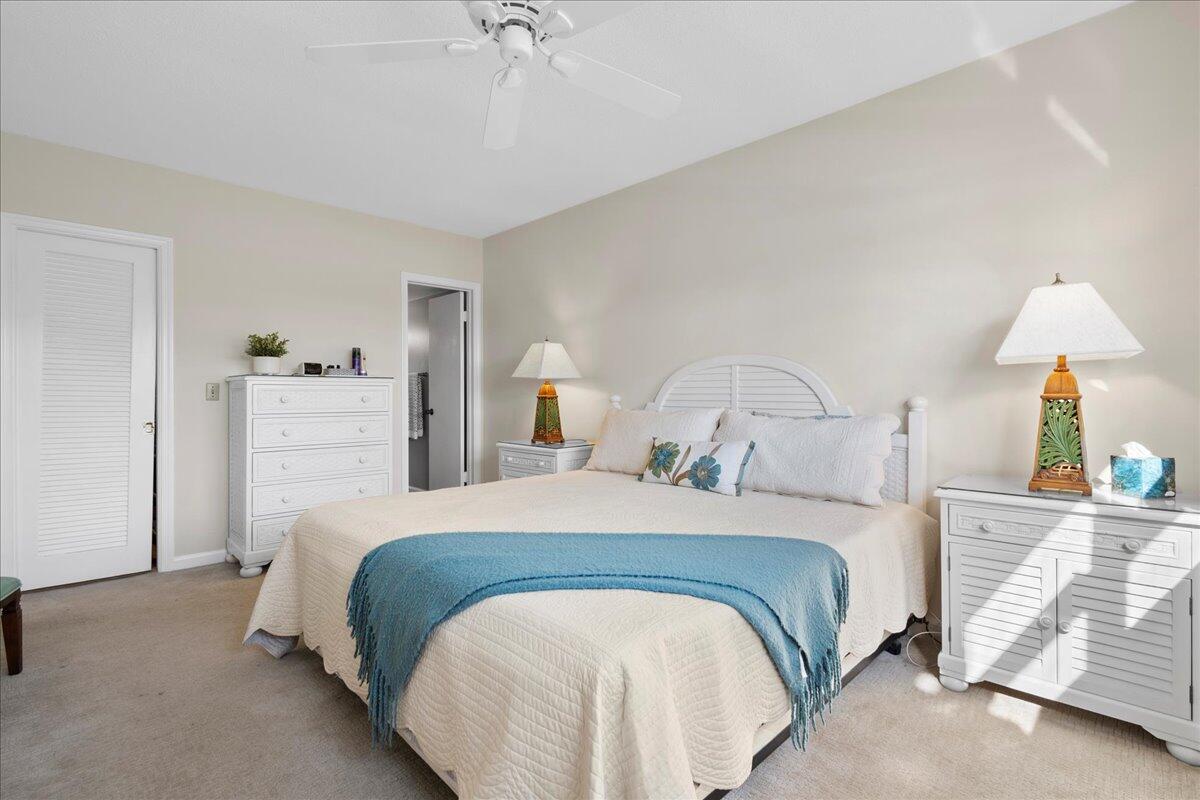 20 Yacht Club Drive B104