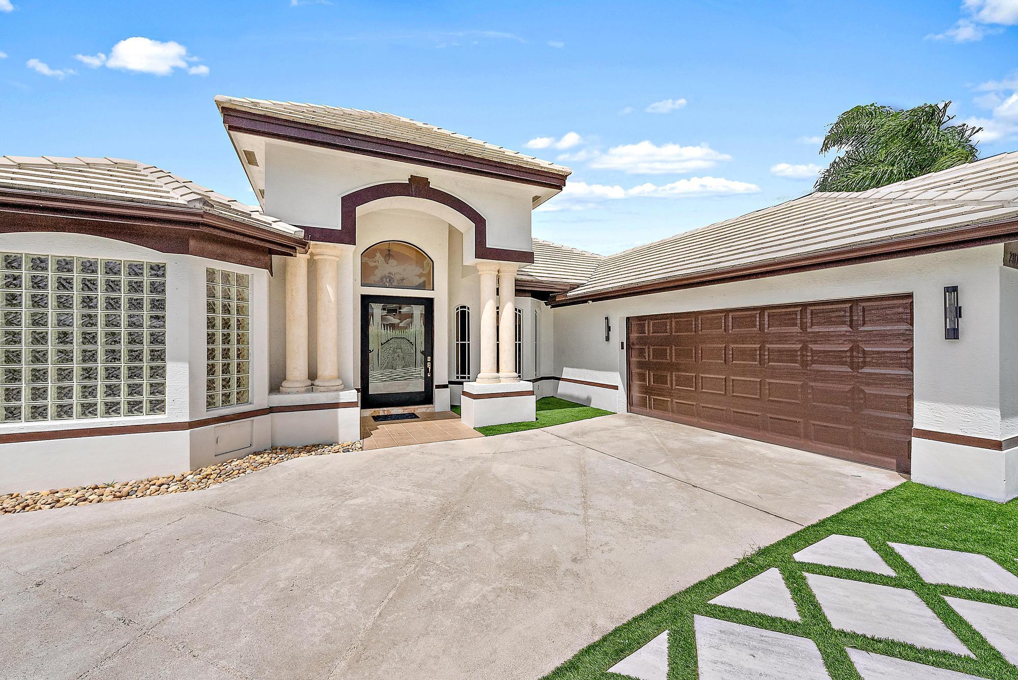 2117 N Suzanne Circle