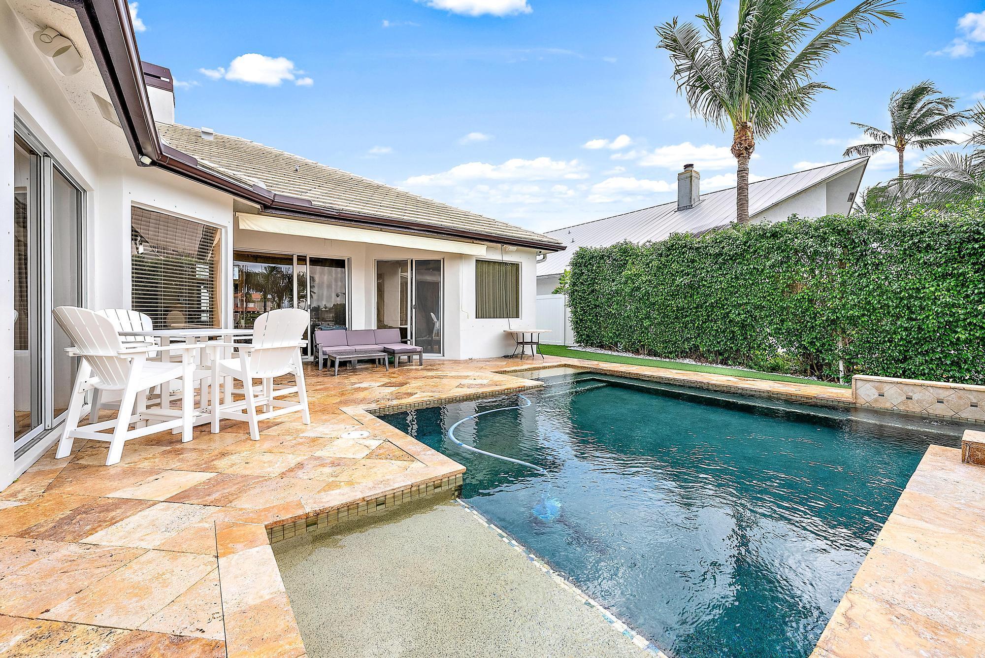 2117 N Suzanne Circle