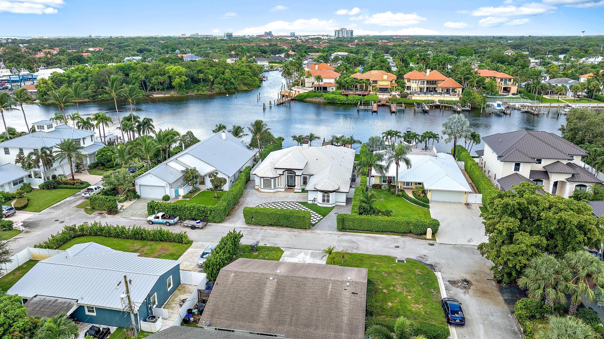 2117 N Suzanne Circle