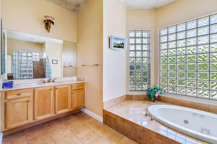 2117 N Suzanne Circle