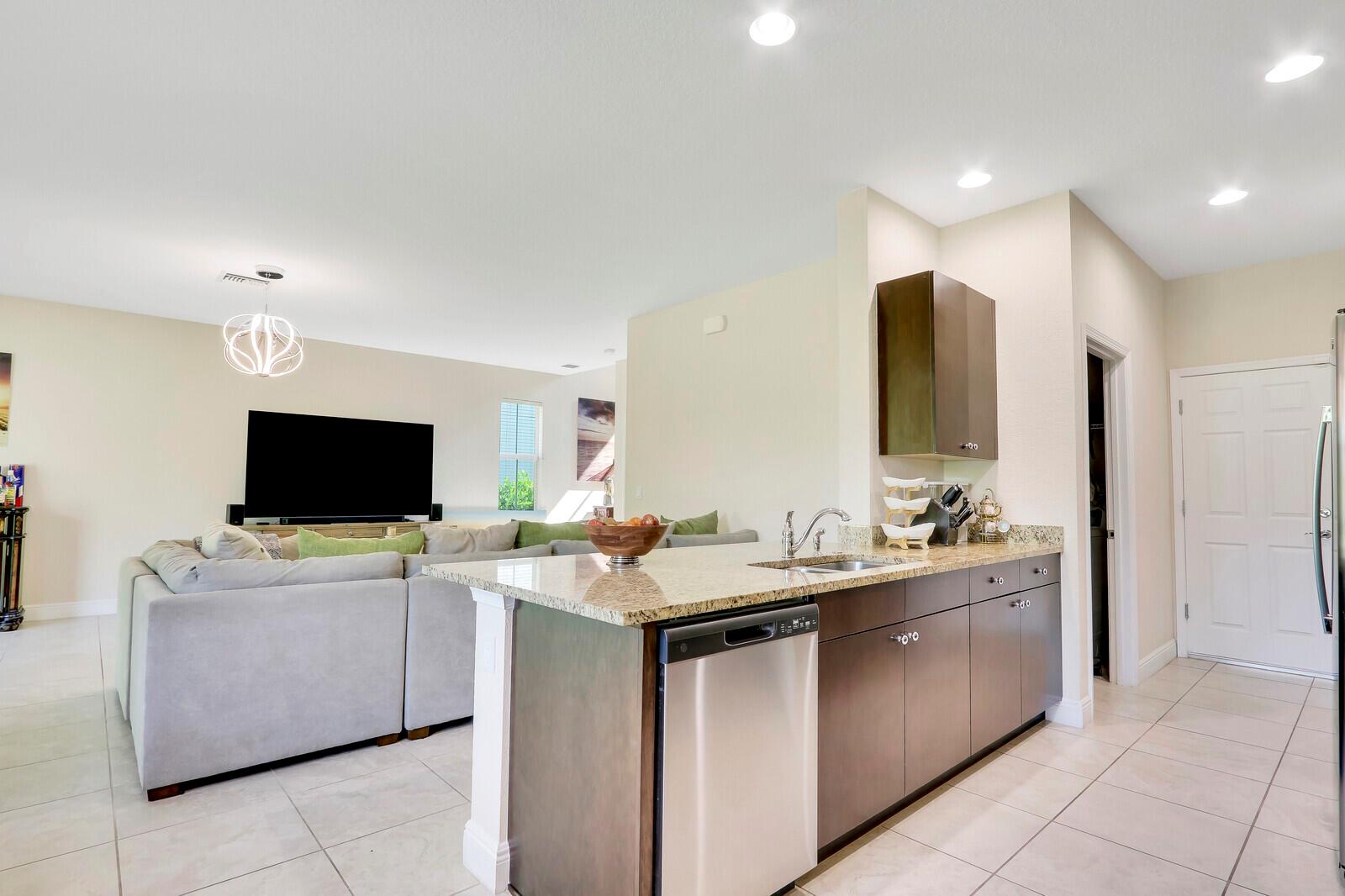 1789 NW Cataluna Circle