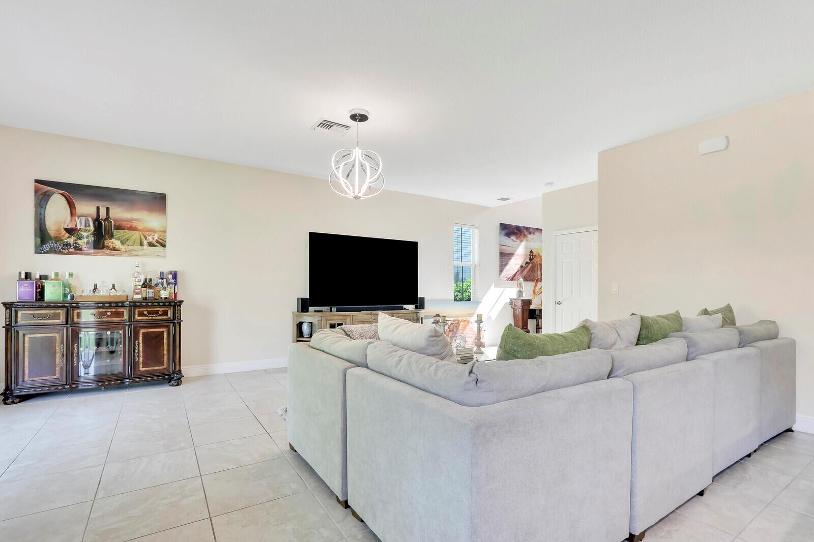 1789 NW Cataluna Circle