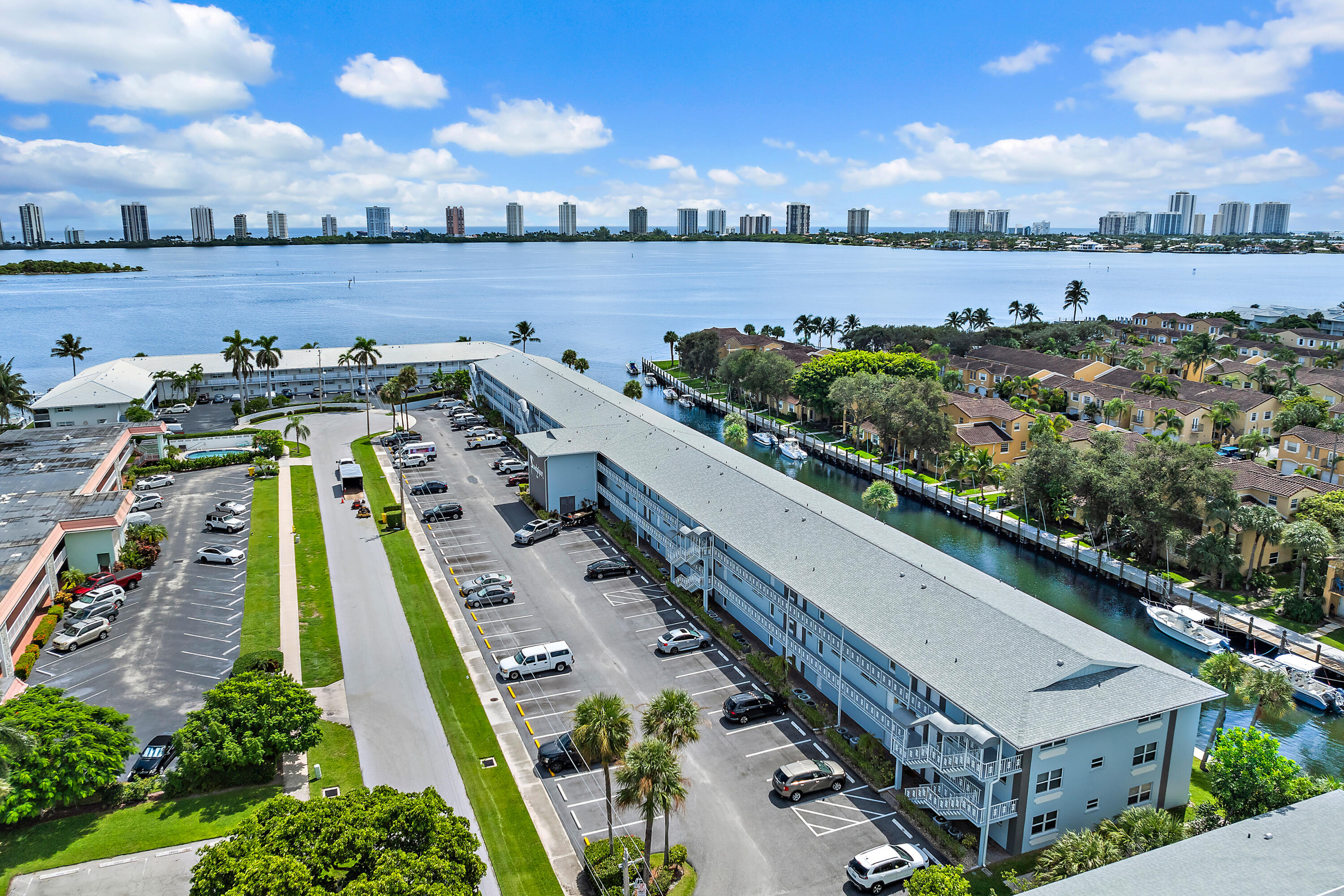 120 Lehane Terrace 104