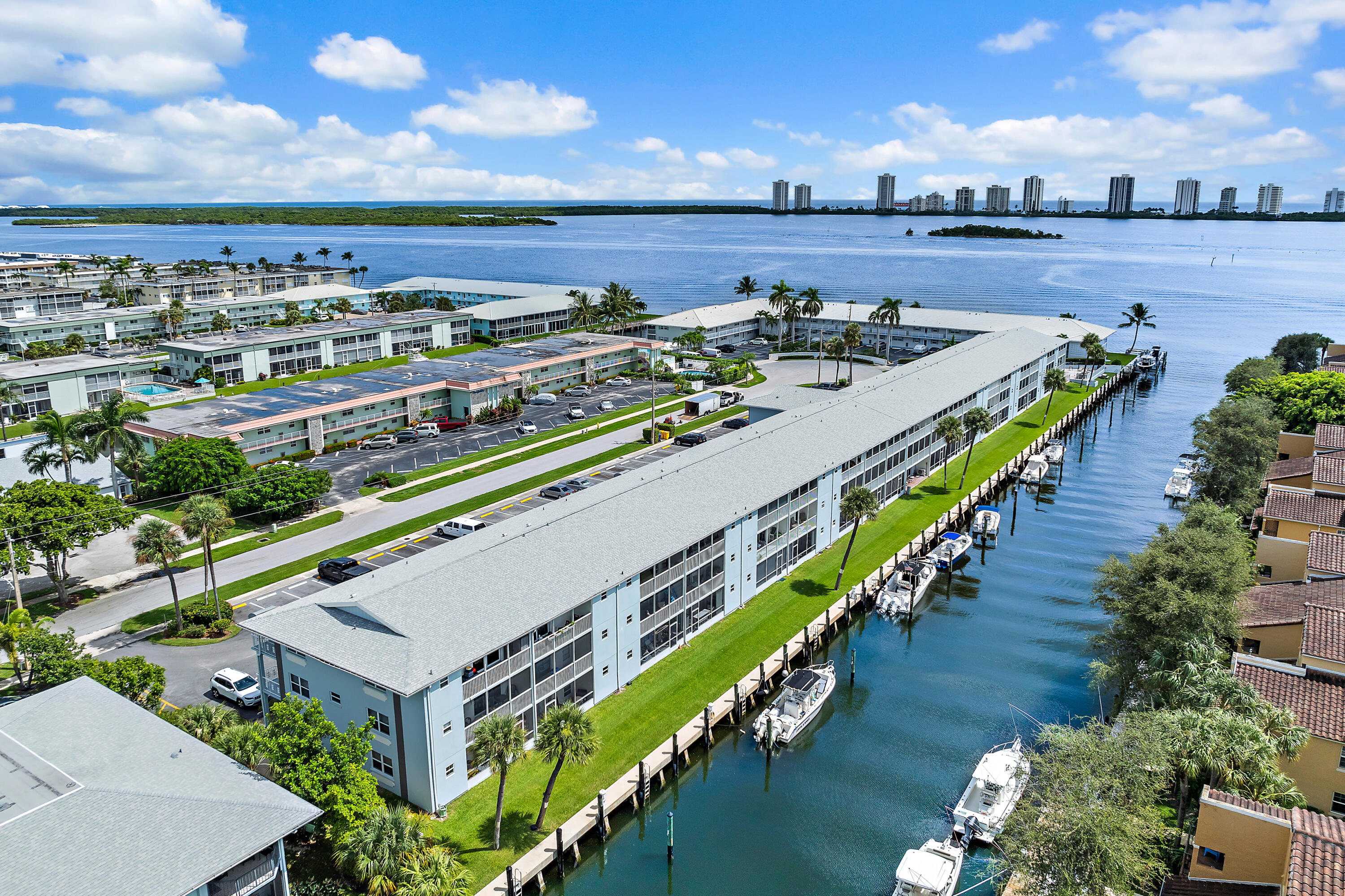 120 Lehane Terrace 104