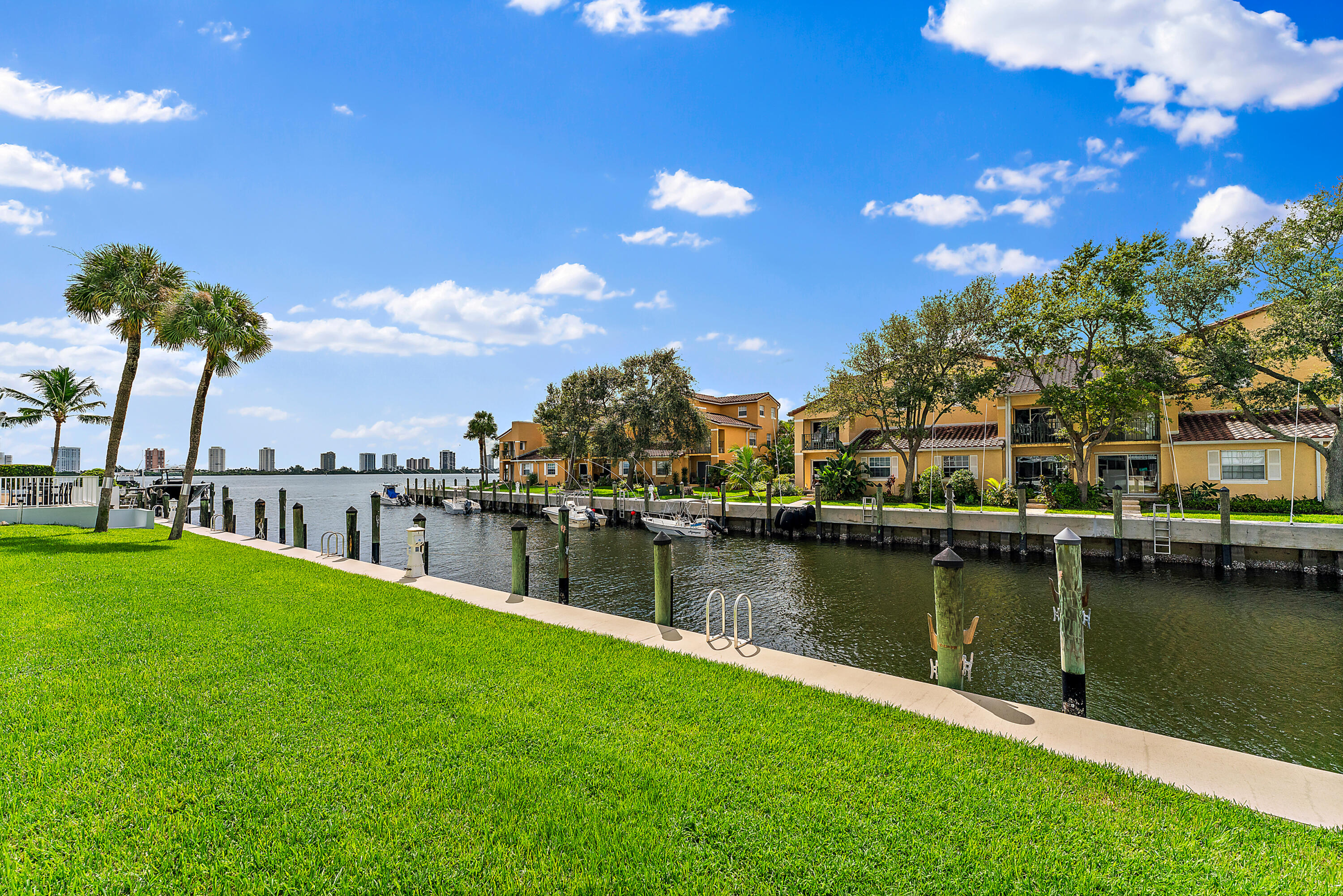 120 Lehane Terrace 104