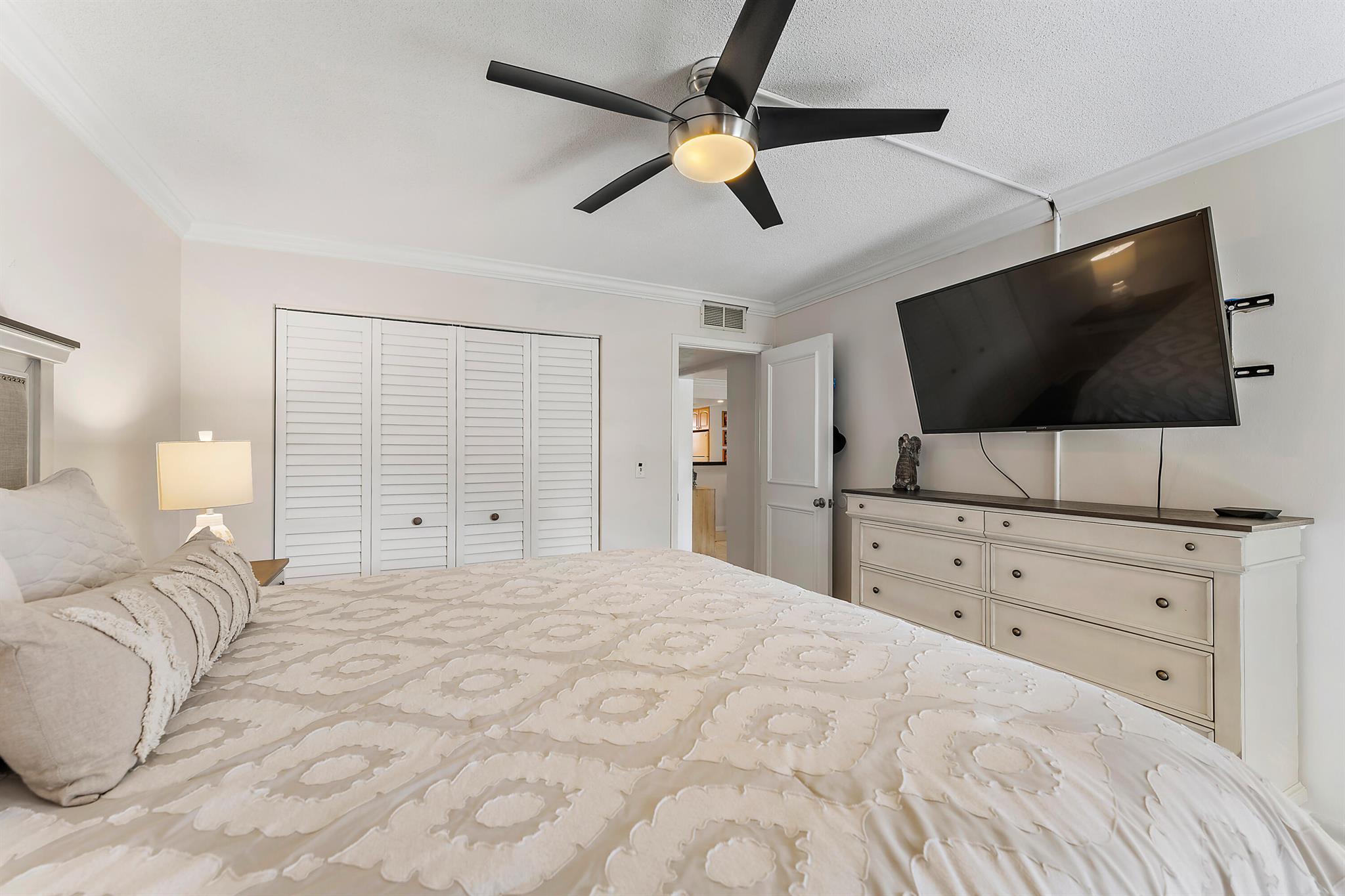 120 Lehane Terrace 104