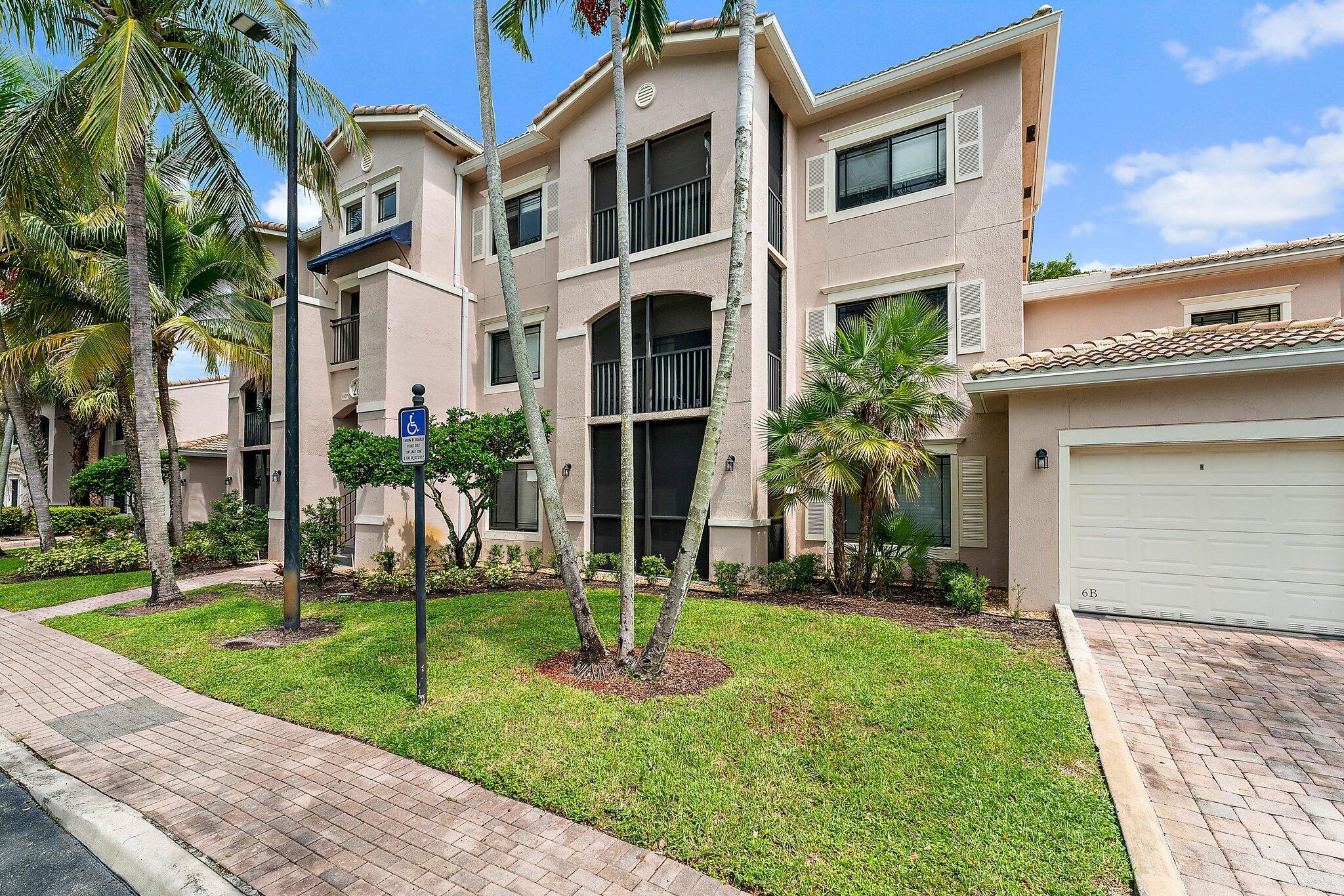 2806 Veronia Drive 111