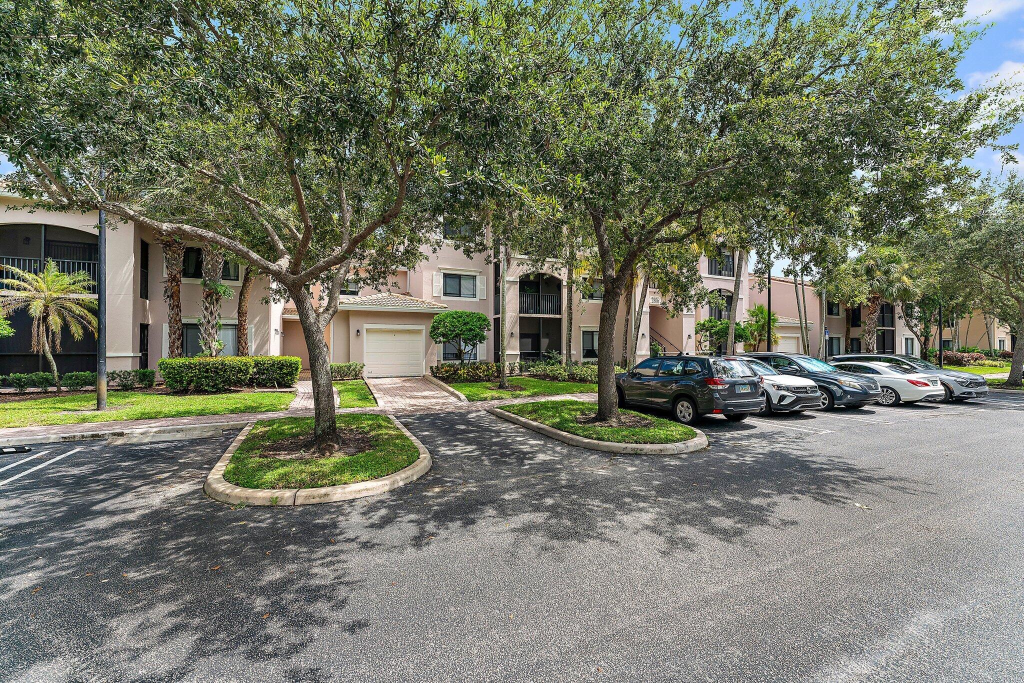 2806 Veronia Drive 111
